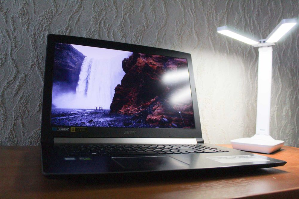 Ноутбук игровой Acer Aspire 7 (6гб видео) 1 т памяти