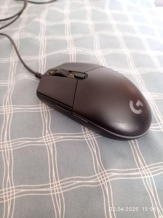 Мишка Logitech g102