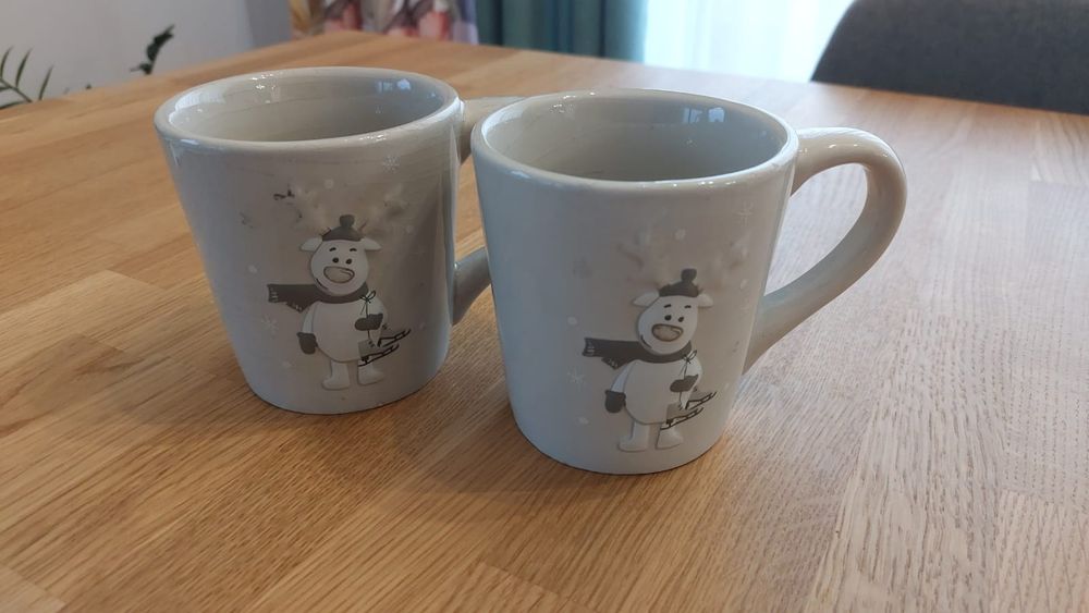 Kubki z motywem świątecznym