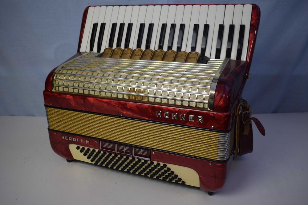 Acordeao hohner Verdi II M 3  Voz,  96 Baixos N .216