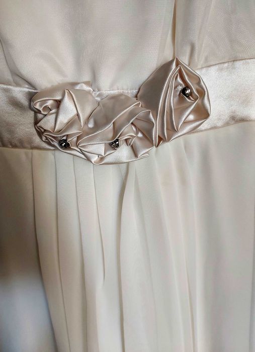 Lekka kremowa sukienka r.38 M