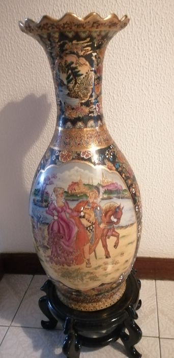 Jarrão chinês pintado à mão