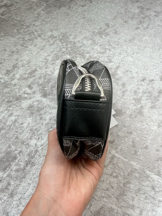 Сумка через плече Lacoste