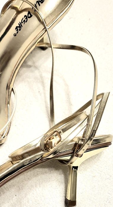 PUBLIC desire piękne złote sandały buty na obcasie sexy sandałki 41