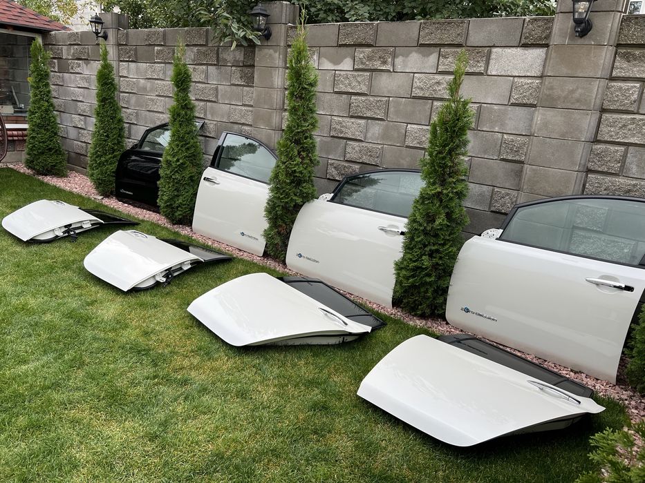 Nissan Leaf 40 62 2018 - 2024 року Бампер Капот Крило Фара Телевізор Підсилювач Радіатори Захист Підкрилок Арка комплект РОЗБОРКА/ЗАПЧАСТИНИ