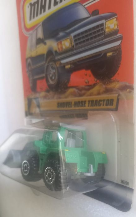 Shovel-nose tractor matchbox