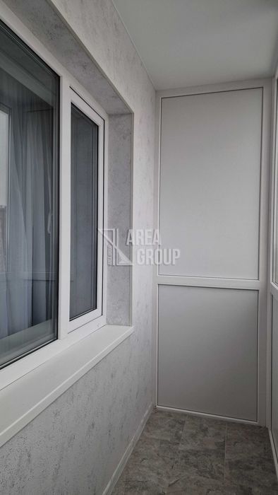 Продається простора 3-кім. квартира з новим ремонтом в Центрі міста