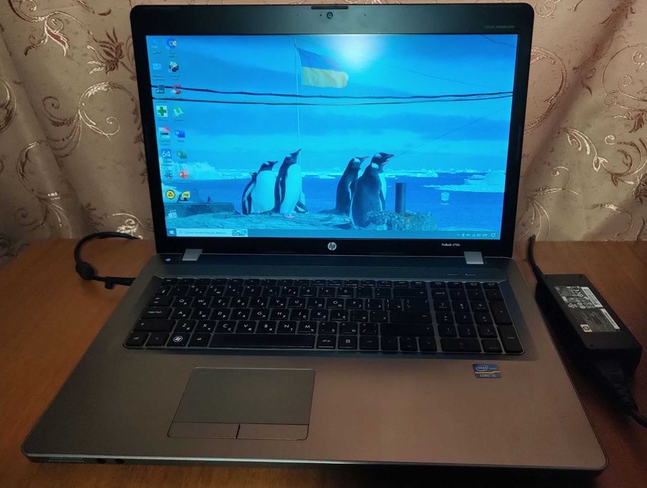 HP ProBook 4730s, i5-2450M, 2 вiдеo, SSD,HDD ОЗУ 12, Win10