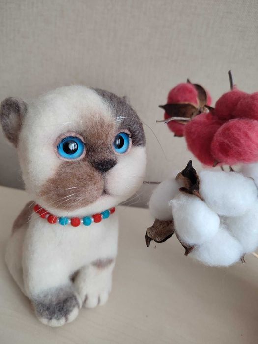 Валяна іграшка. Котик.