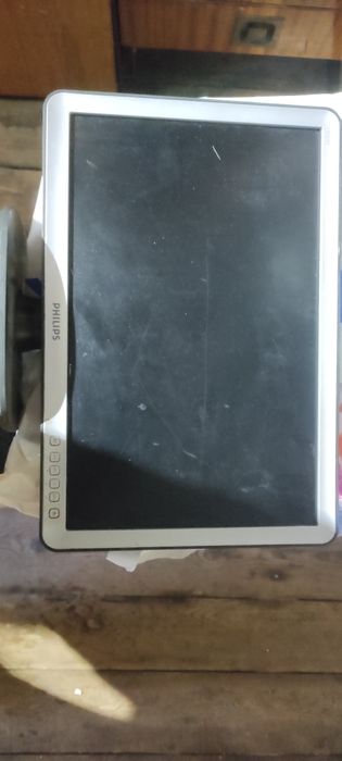 Продам или поменяюсь мониторы 19 дюймов бу