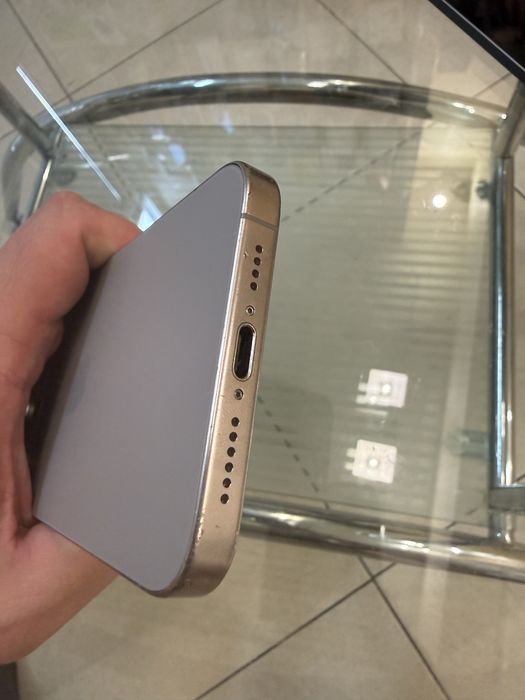 Iphone 15 pro max на 256 гб