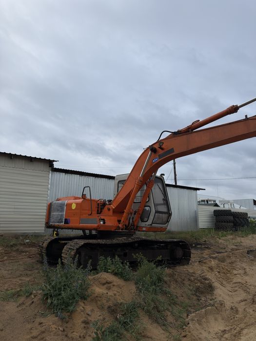 Продам екскаватор Hitachi LX-120