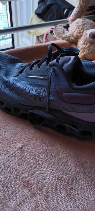 Tenis one suíços