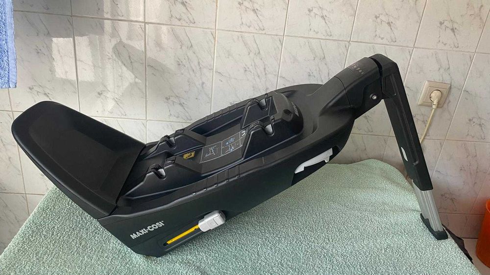 Maxi-Cosi | Cadeira-Auto + Base Familyfix3 I-Size