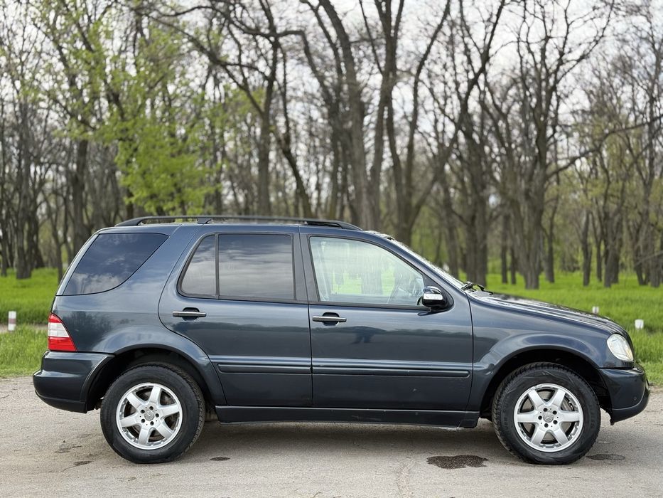 Продам Mercedes-Benz ML 400 2005 4.0 D