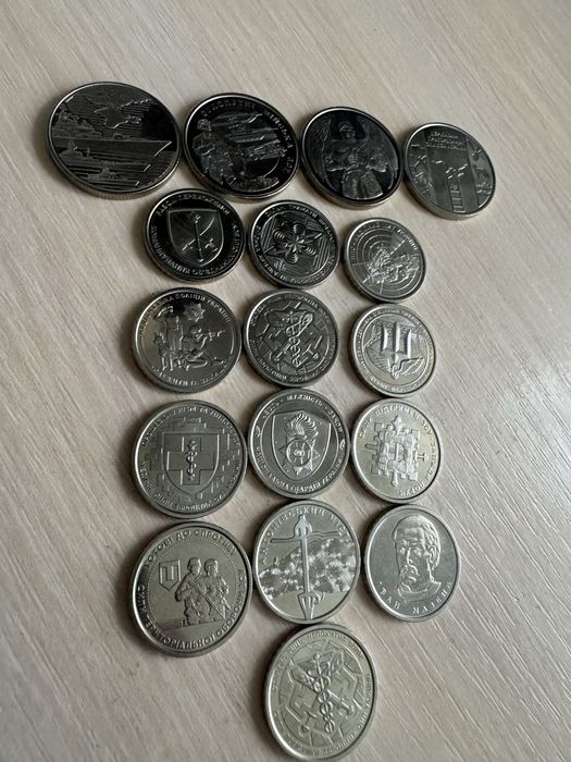 Продам колекційні монети