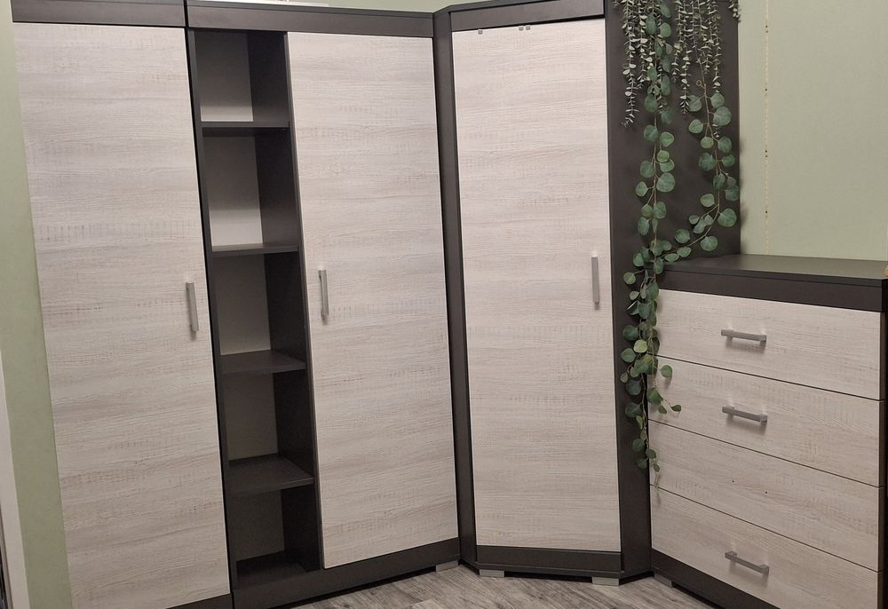 Zestaw mebli. Meble mlodzieżowe