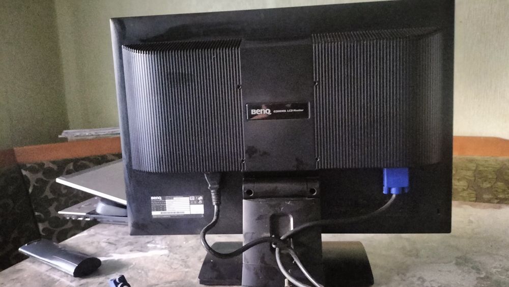 Монітор 20" benq g2000wa (et-0008-b)