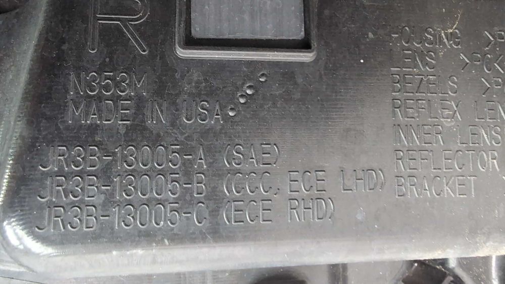 Фара права з Ford Mustang 2018 (S550 restyle) Ecoboost Кабріолет