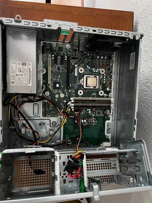 HP EliteDesk 800 G4 Tower | i5-8500 | 16GB DDR4 | 256 SSD