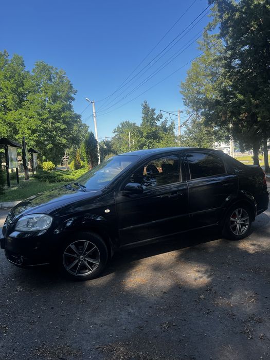 Продам Шевроле Авео