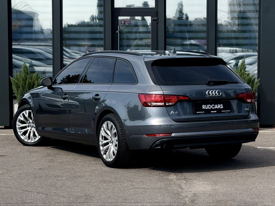 Audi A4 2018 VIN WAUZZZF48JA164133 фото оголошення 4 з 24