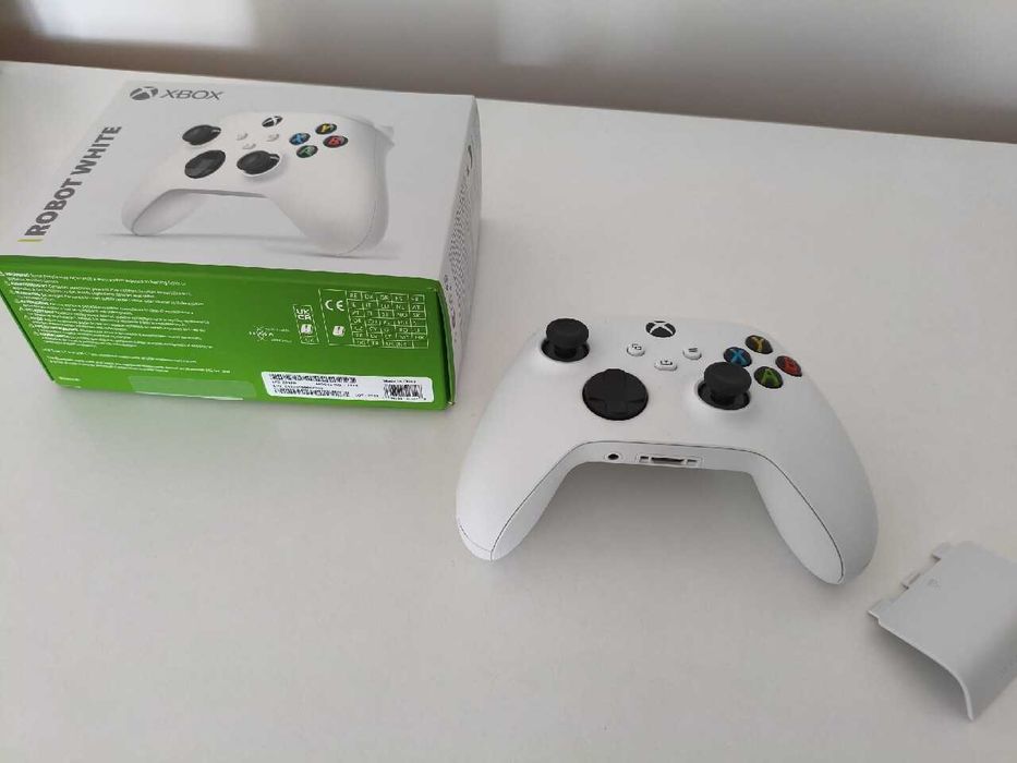 Pad xbox one series s x do gier na konsolę