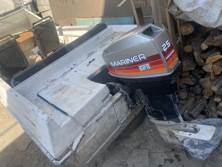 Продам лодочный мотор mariner 25 2т