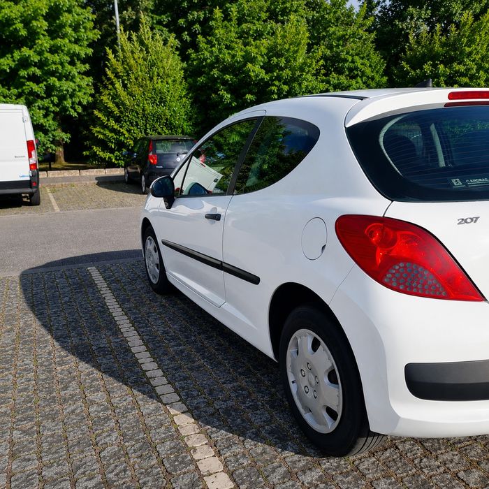 Peugeot 207 1.4 hdi 2 lugares