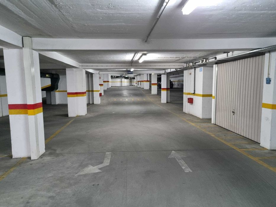 Lugares de Parqueamento no centro histórico de Évora