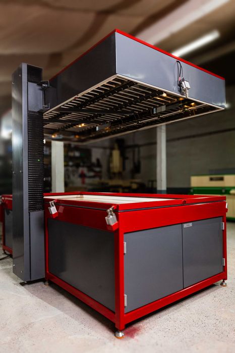 Вакуумный пресс , вакуумний прес для меблевих фасадів