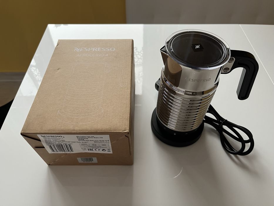 Nespresso Aerocciono 4 spieniacz do mleka