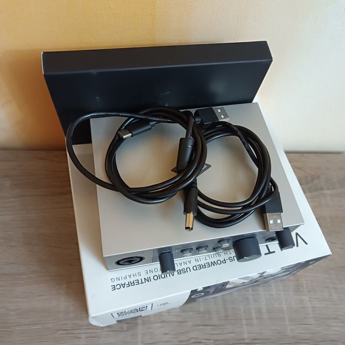 Аудиоинтерфейс Universal Audio Volt 1 звуковая карта