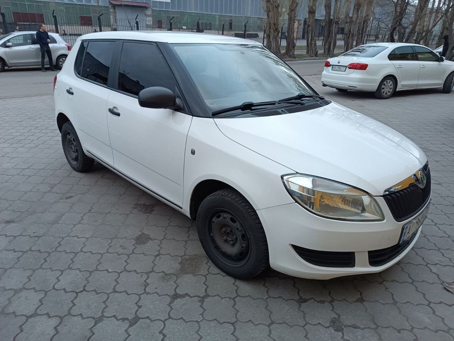 Оренда Skoda Fabia 2012 рік 3500 грн