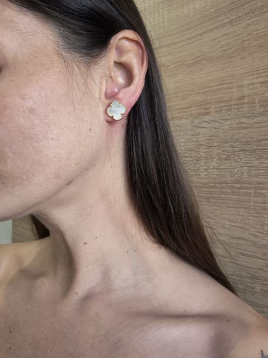 Nowe złote kolczyki typu VanCleef koniczynka masa perłowa wkręty 585