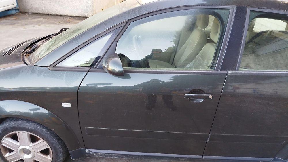 Porta frente esquerda AUDI A2 (8Z0)