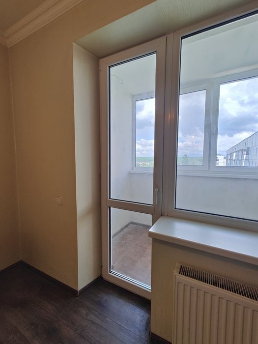 Продам 4 комнатная квартира Залютино (10 мин. метро Холодная Гора)