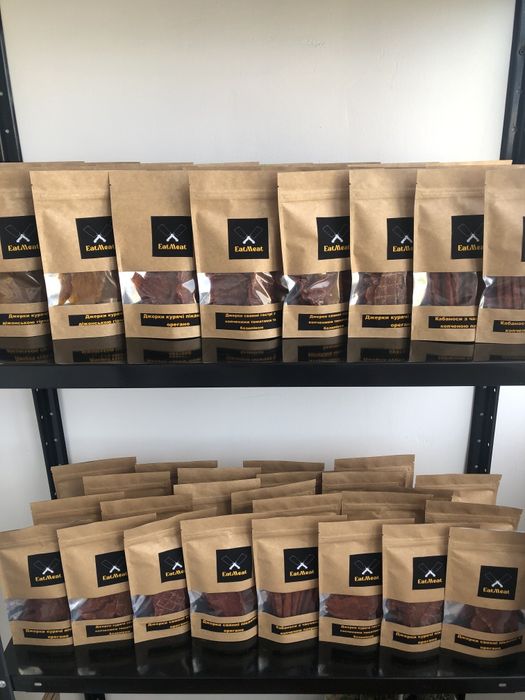 Джерки, кабаноси, м'ясні снеки, закуска до пива