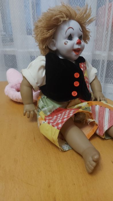 Клоун игрушка красивый кукла