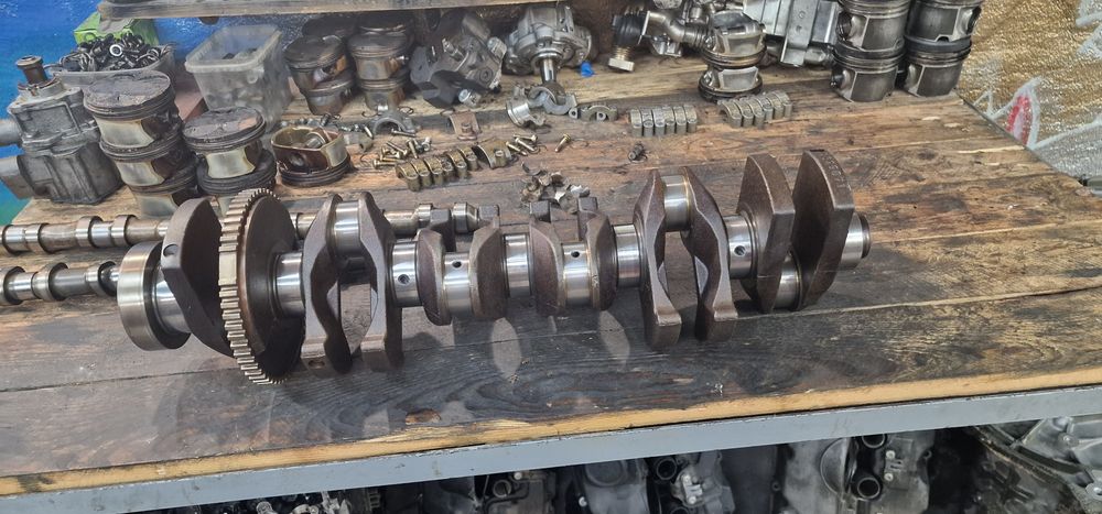 Колінвал bmw n52b30 n51b30 b53b30 n55b30 шатуни
