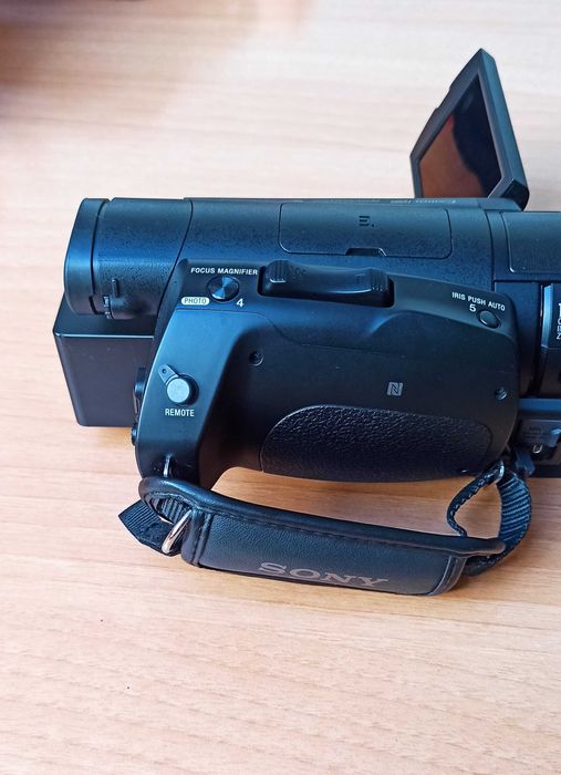Sony HDR 4K FDR-AX700