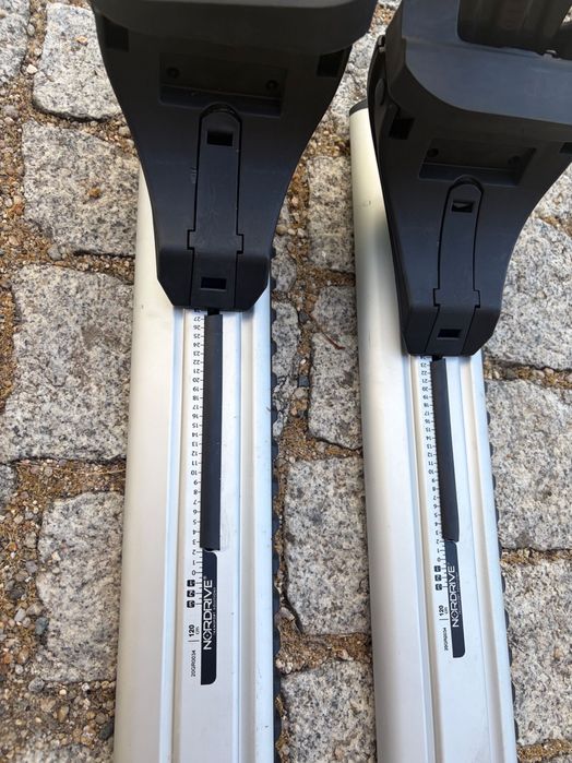 Barras de tejadilho Nordrive para VW Polo de 2009 a 2017 entre outros.