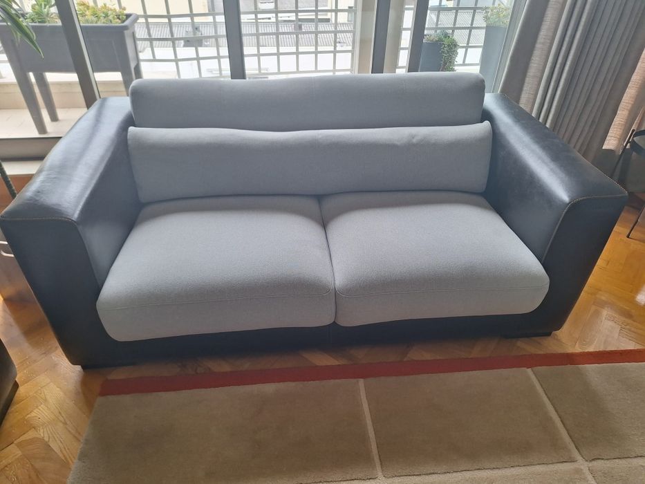 Conjunto de 2 Sofás em Pele e Tecido – Excelente Qualidade – 2,00 m + 1,80 m