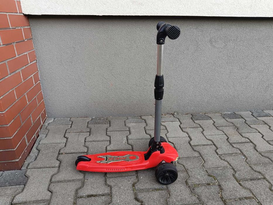 Hulajnoga dziecięca, świecące kółka