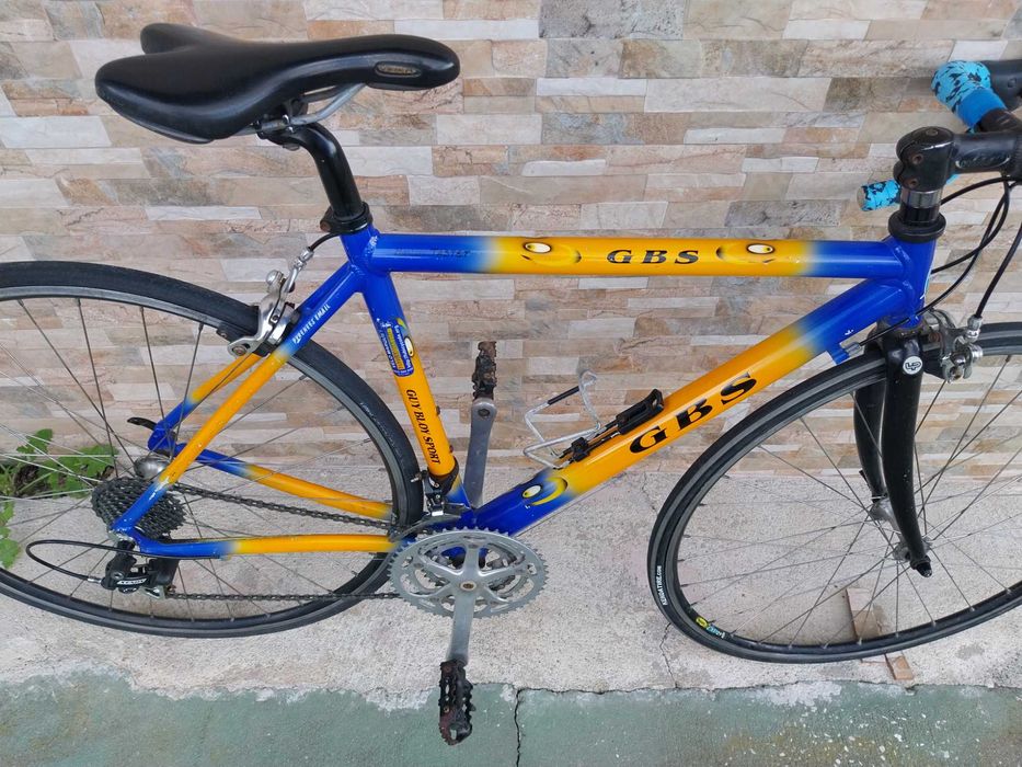 Bicicleta de estrada GBS