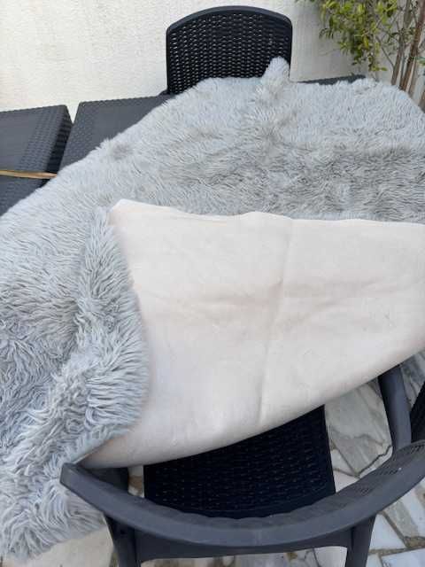 Tapete Cinzento, Fofinho e Confortável