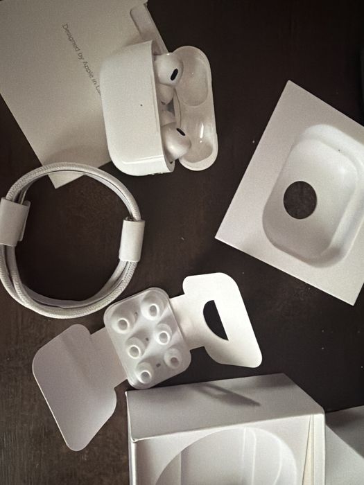AirPods Pro 2  jak nowe Gwarancja do 19.06.2026