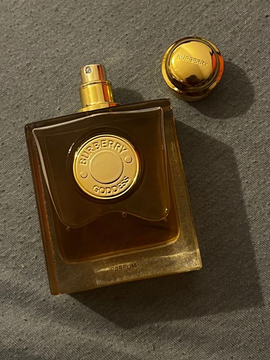 perfumy burberry goddess