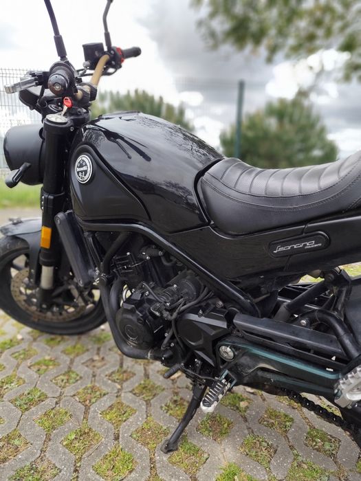Benelli Leoncino 500 –  ano 2022, 23km.