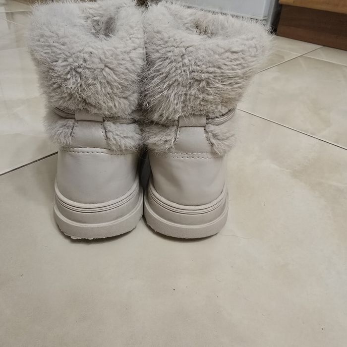 Зимові сапожки Zara для дівчинки 32р.